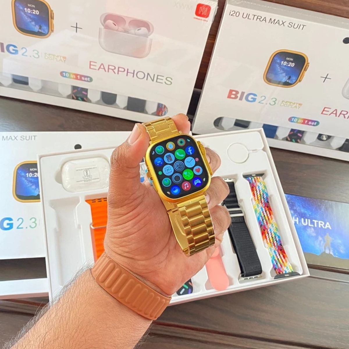 i20 Ultra Smart Watch With 10 Straps